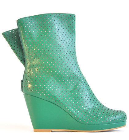 Casper ~ Wedge Gusset Boots ~ Green Perforated